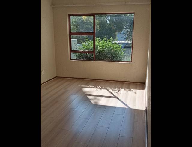 1 BEDROOM APARTMENT FOR SALE IN PAULSHOF